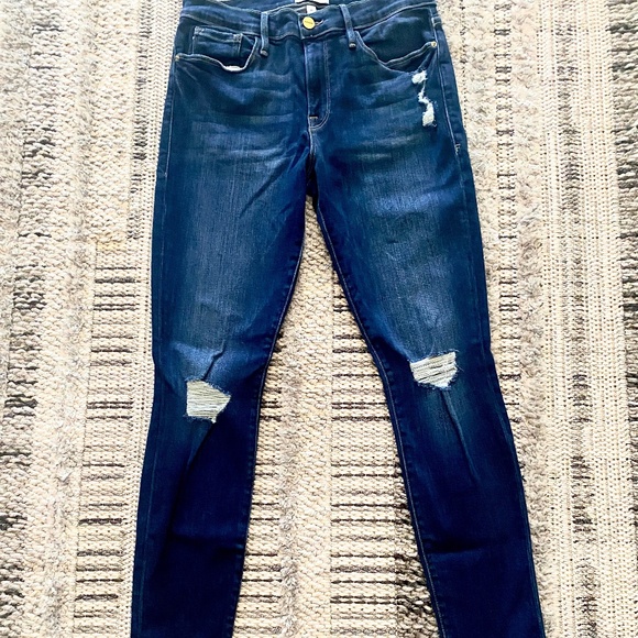 Frame Denim Denim - FRAME Denim Le Skinny de Jeanne Dark Wash Distressed Jeans 31